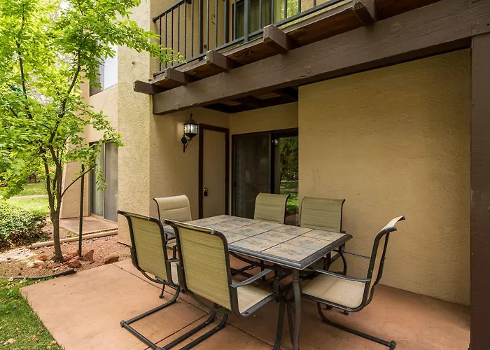 Charming With Community & Pool *